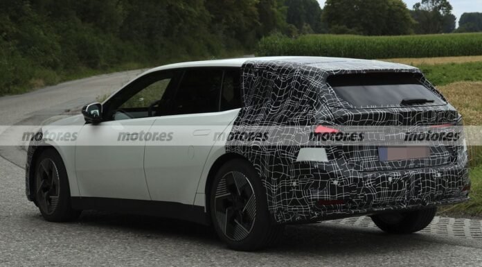 BMW i3 Touring 2027: nuevas fotos espía del familiar eléctrico Neue Klasse